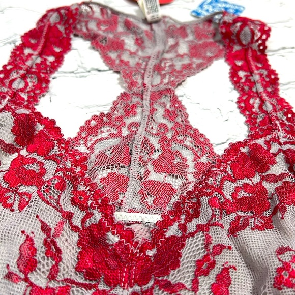 🆕 Free People Wild Roses Racerback Bra - Cloud/Ruby Combo - Size Large - Picture 16 of 16